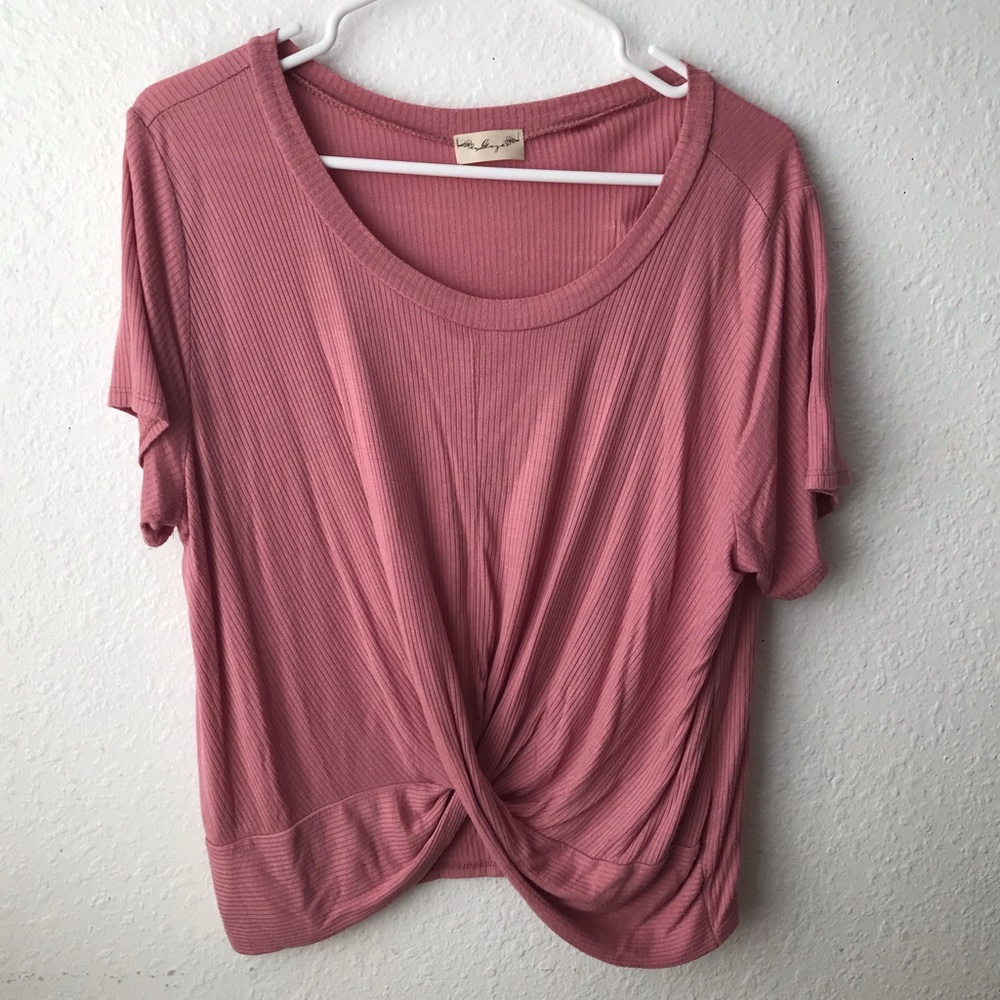 3/$20 ⚡️ Pink twist front ribbed top